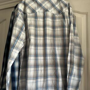 Wrangler White and Blue Plaid Casual Shirt